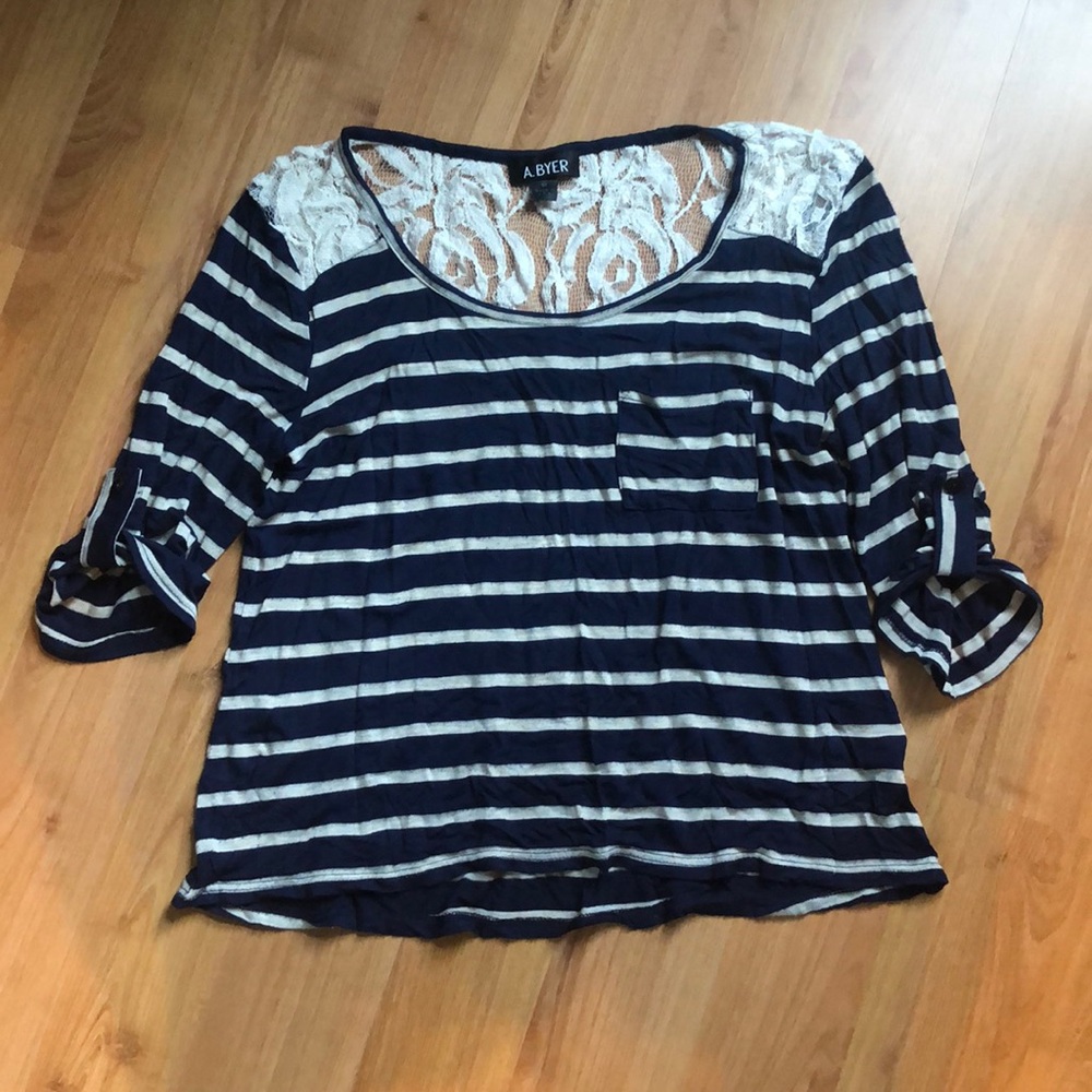 Navy & white stripe 1/2 sleeve top